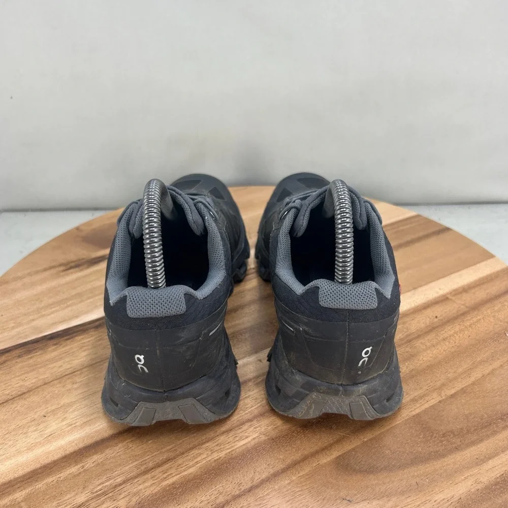 On Cloudventure Waterproof Womens Trail Running Shoes Black Grey Size 7.5